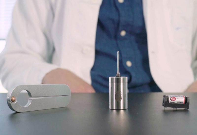 So wechseln Sie die Batterie in Ihrem TrackSense® Datenlogger